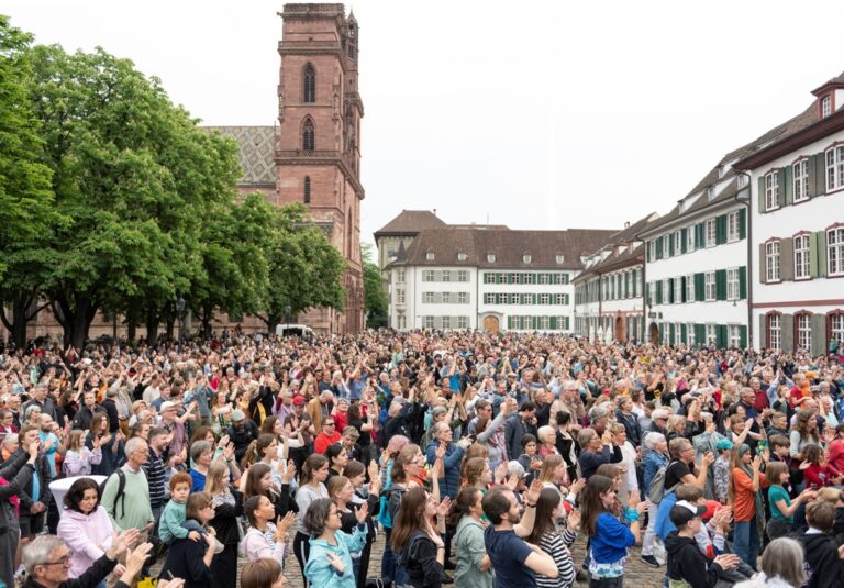 EJCF2023_BodyPercussionEnGros_MünsterplatzBasel_©ChristianFlierl_DSC5681